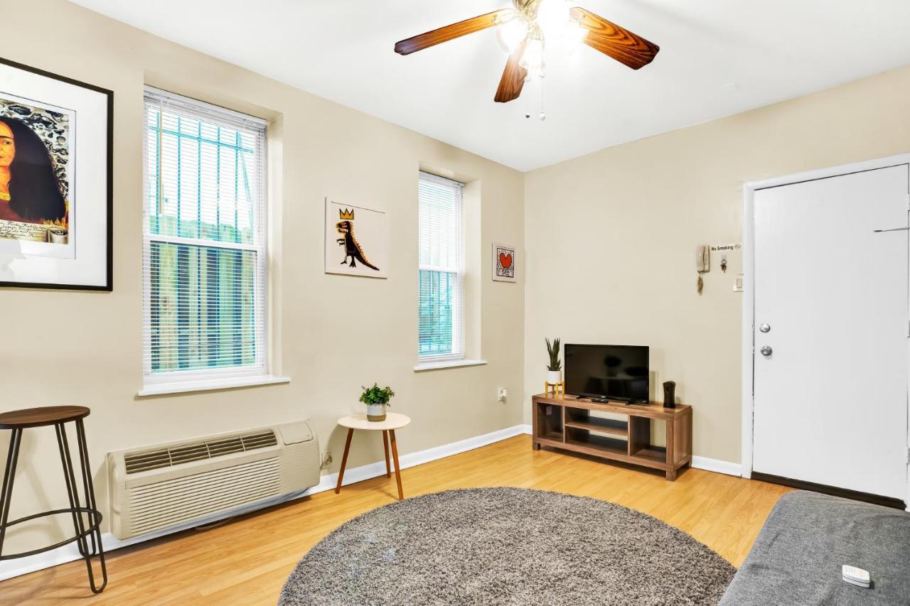 Rittenhouse Studio Apartment With Patio By Act 필라델피아 외부 사진